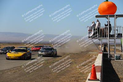 media/Oct-15-2023-CalClub SCCA (Sun) [[64237f672e]]/Around the Pits/